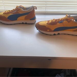 Puma Rider FV Essentials - Tangerine / Orange Brick - Men’s Size 10